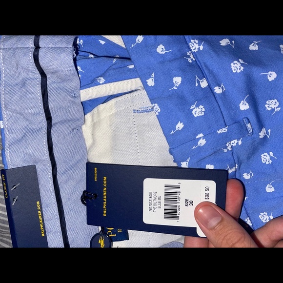 Shorts - Picture 2 of 5